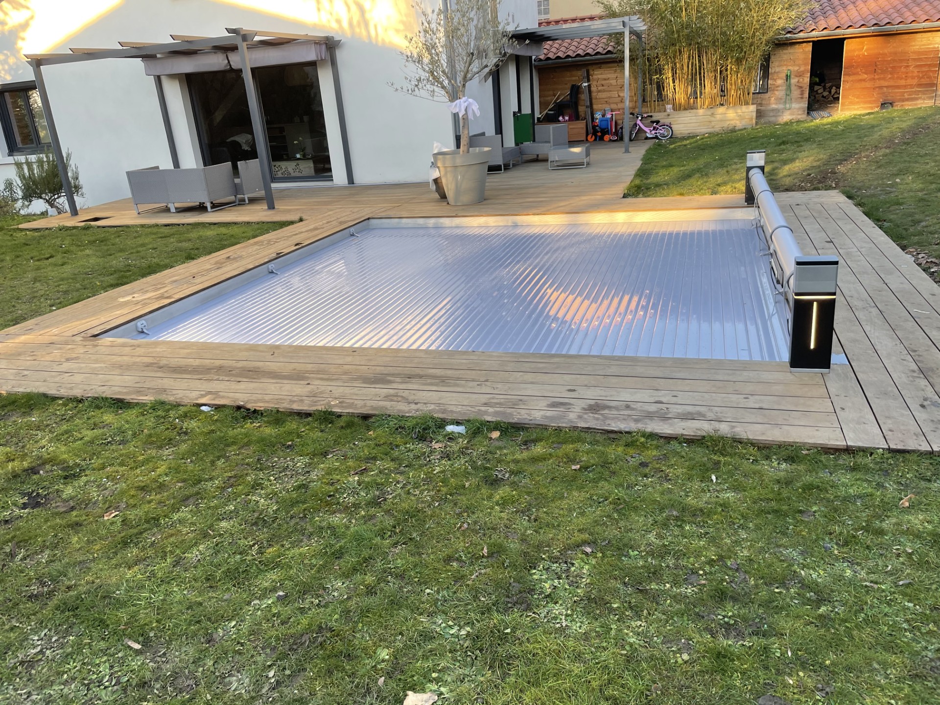 Couverture hors-sol piscine